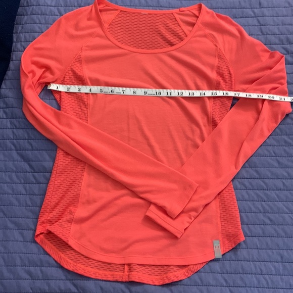 Under Armour Long Sleeve Running Shirt - Picture 7 of 8
